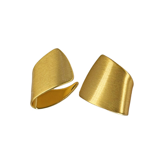 Escultura Mate Dorado