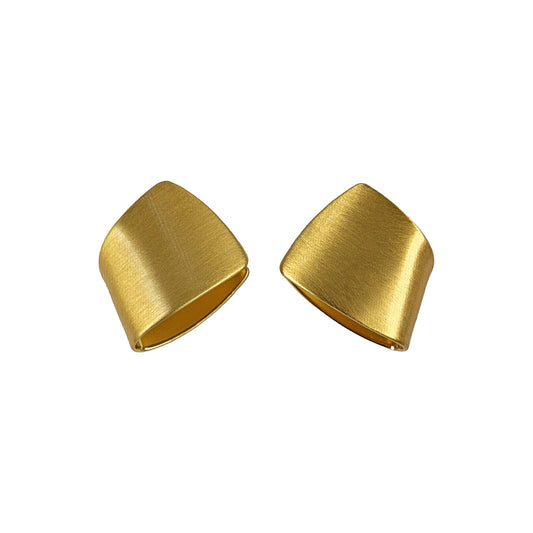 Escultura Mate Dorado